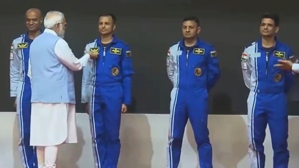  Prime Minister Narendra Modi inducted 4 astronauts in the Gaganyaan mission 