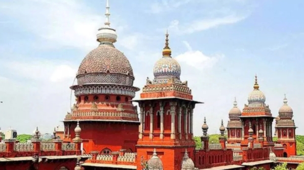 Chennai High court imposes fine amount for Chennai Corporation in MGM health care construction 