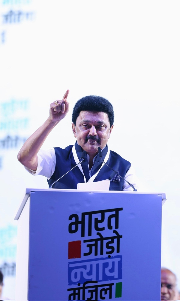 DMK got 509 crore from Martin lottery