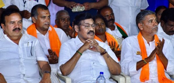 Parivendar said that 1500 people will be given free surgery