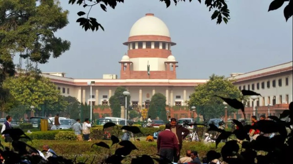 Supreme Court rules No immunity for birbe taker MP MLAs in Houses