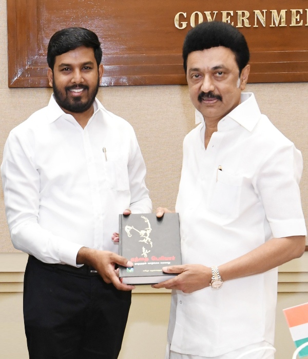 VCK 5 1 in AIADMK alliance Aloor Shahnawaz open talk