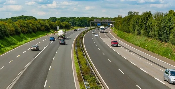 Chennai Bangalore Expressway almost completed in Karnataka Side What is the update