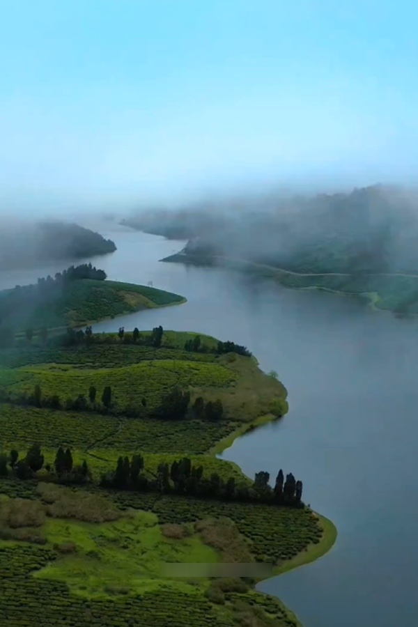 Go to Meghamalai instead of Kodaikanal Guna Cave Do you know how beautiful it is Fascinating video Go to Meghamalai instead of Kodaikanal Guna Cave Do you know how beautiful it is Fascinating video