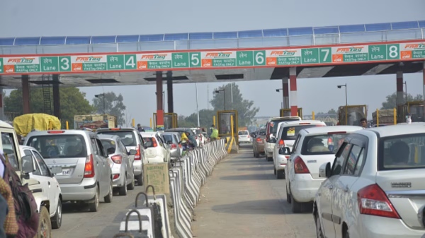 No more toll gates in NHAI GPS satellite-based toll booths on national highways No more toll gates in NHAI GPS satellite-based toll booths on national highways