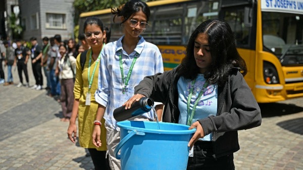 Water scarcity hits Bangalore schools also schools are thinking to switch to Online classes Water scarcity hits Bangalore schools also schools are thinking to switch to Online classes