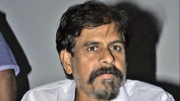 Taking money for voting is wrong director RK Selvamani