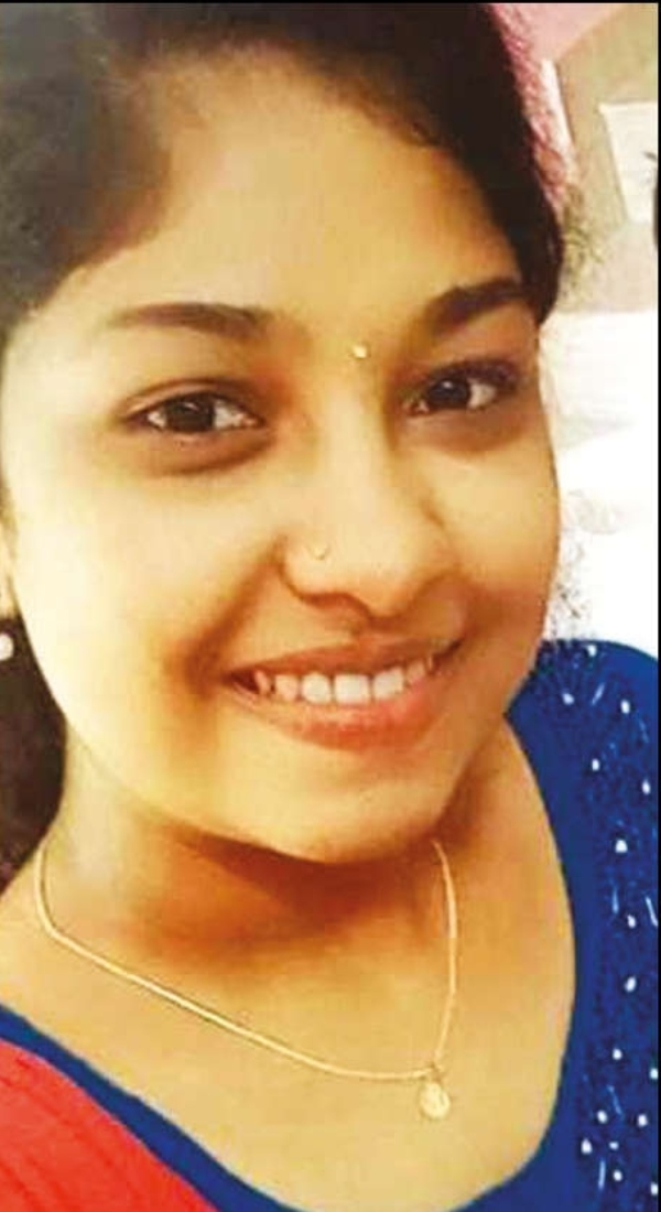 Kerala Pregnant woman commits suicide due to husband s objection to college study