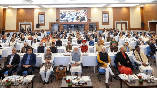 Lok Sabha Election 2024 Avoid controversial remarks and cautioned about deepfake attempts PM Modi advices ministers