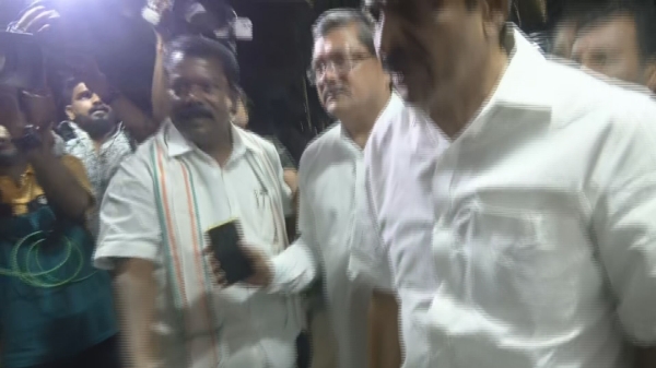 DMK and Congress seat sharing agreement likely to be signed today