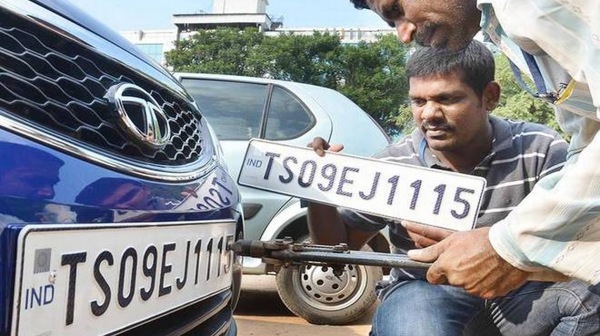 7 things you should know about your car and bike number plate with new rule changes