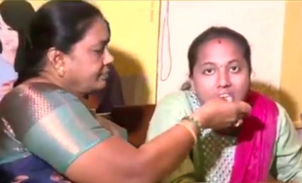 No need to pay bill if mother-in-law-daughter-in-law feeds food