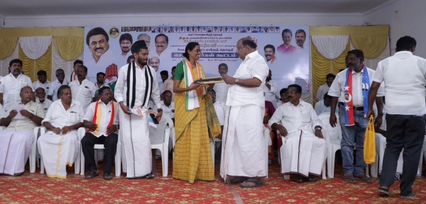 Lok Sabha Election 2024 Karur MP Jothimani slams BJP leader Annamalai