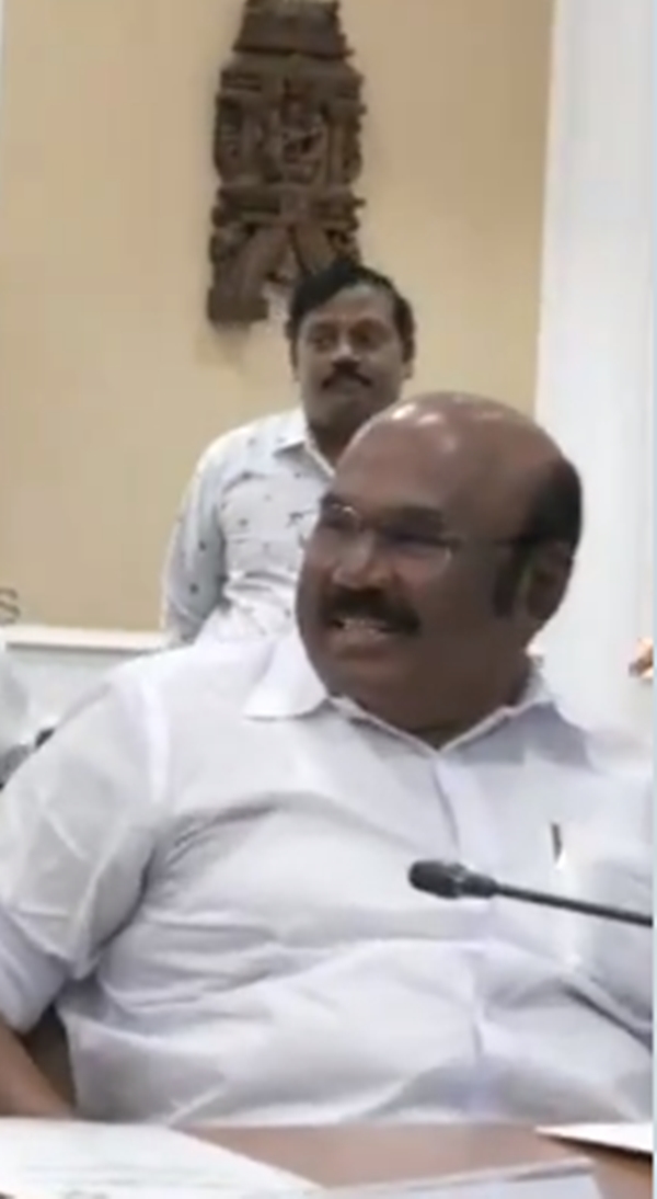 RS Bharthi vs Jayakumar A video of a funny talk in an election consultation meeting