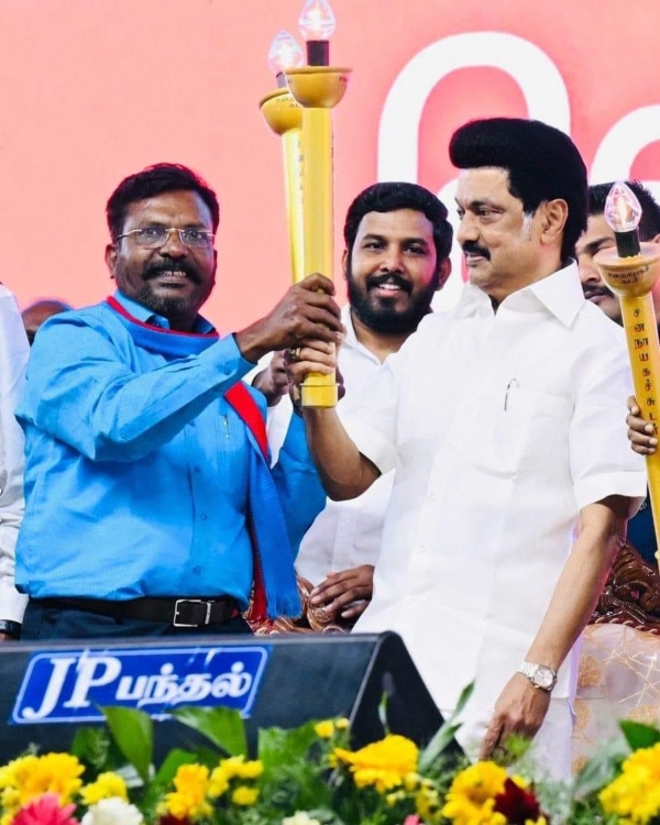 VCK 5 1 in AIADMK alliance Aloor Shahnawaz open talk