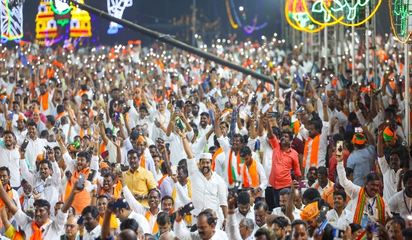 BJP will win only 120 seats 6 states against Modi