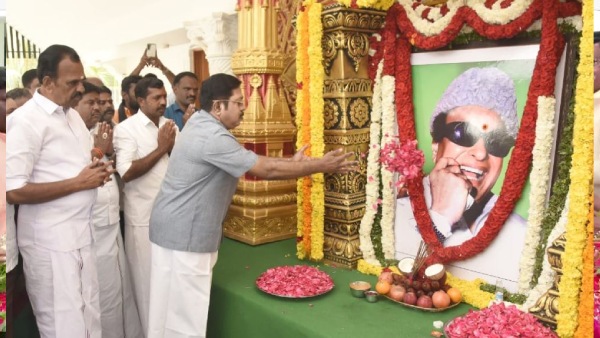 TTV Dhinakaran in BJP alliance Who is benefits for AMMK decision