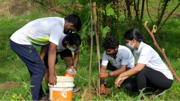 Horticulture College and Research Institute created tree planting awareness among school students in Natham Horticulture College and Research Institute created tree planting awareness among school students in Natham