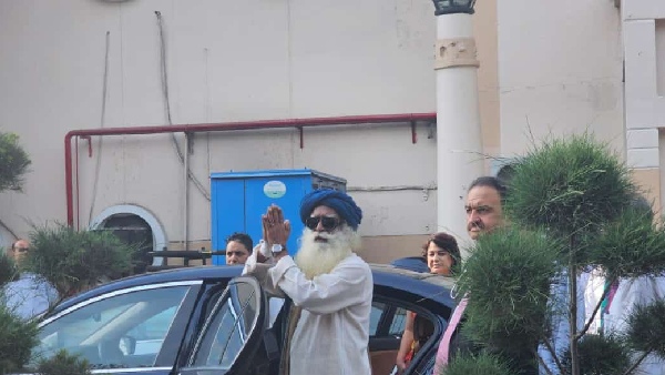 Sadhguru Jaggi Vasudev discharged from hospital in Delhi after Emergency Brain Surgery Sadhguru Jaggi Vasudev discharged from hospital in Delhi after Emergency Brain Surgery
