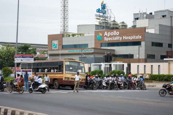 OMR road traffic change on trial basis for one week due to chennai metro works