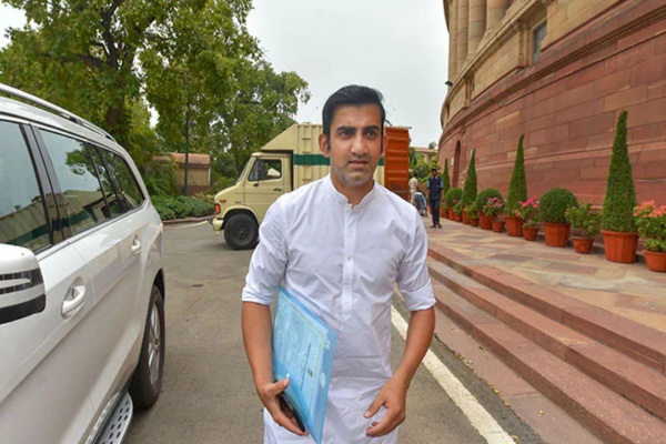 Gautam Gambhir asks BJP Chief to relieve him from bjp political duties