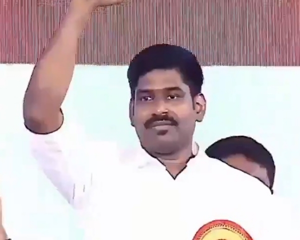 Social media debates over Seeman s talks on Chennai Central Naam Tamilar Candidate