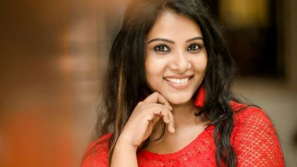 https tamil oneindia com television cook-with-comali-season-5-contestants-lists-in-cook-592103 html