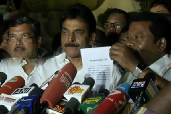 DMK and Congress seat sharing agreement likely to be signed today