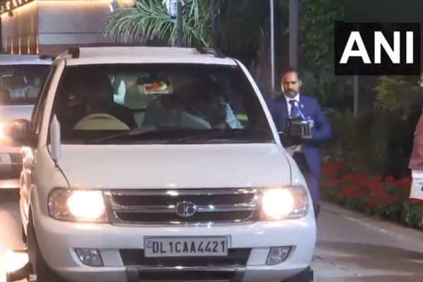 Netizens amazed to see Amit Shahs car number plate Ahead of CAA rollout 