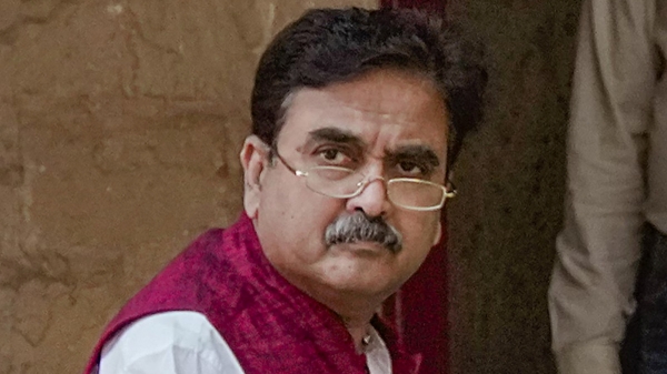 Kolkata High Court Judge Abhijit Gangopadhyay resigns and says he will join BJP