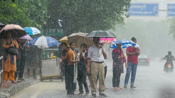 Meteorological Department has announced that rain will occur in 4 districts in Tamil Nadu in the next 3 hours