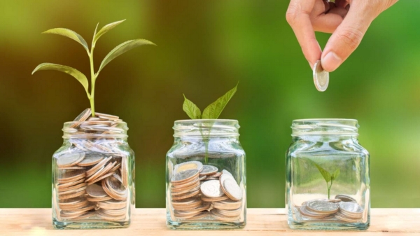 How to save money from salary and become rich explains economic expert K Rajesh