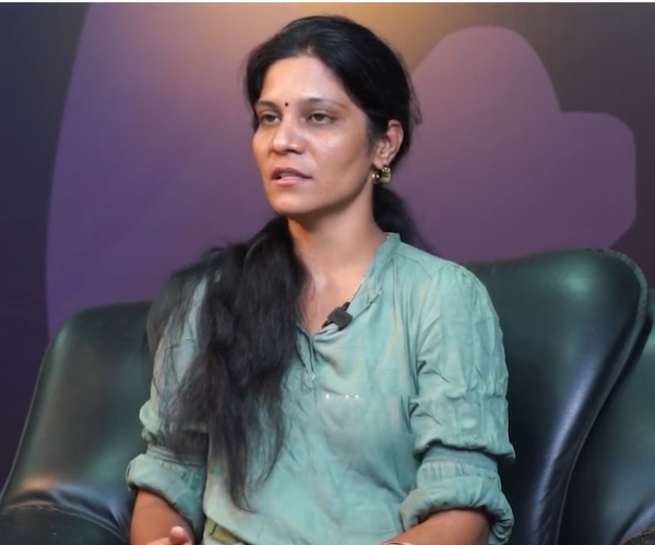 Dubbing Artist Sangeetha accuses Radha Ravi