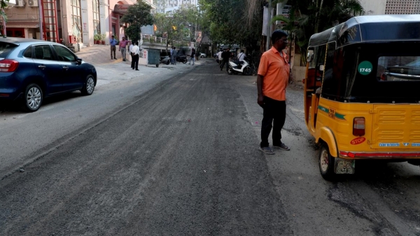 Chennai to get 10000 newly laid roads But 1000 roads will be drugged up again