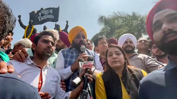 AAP protest against arrest of Arvind Kejriwalto besiege Prime Minister s house denied permission by police AAP protest against arrest of Arvind Kejriwalto besiege Prime Minister s house denied permission by police