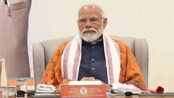Netizens Praises PM Modi for his Late Night Meeting, Then Back To Work Early Morning 