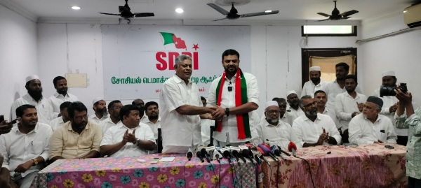 SDPI leader Nellai mubarak contests from dindigul in Lok Sabha Election