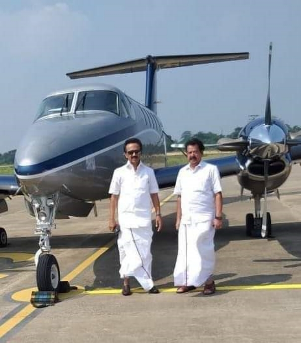 Stalin is campaigning by private plane