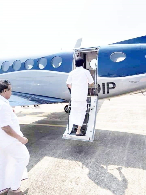 Stalin is campaigning by private plane