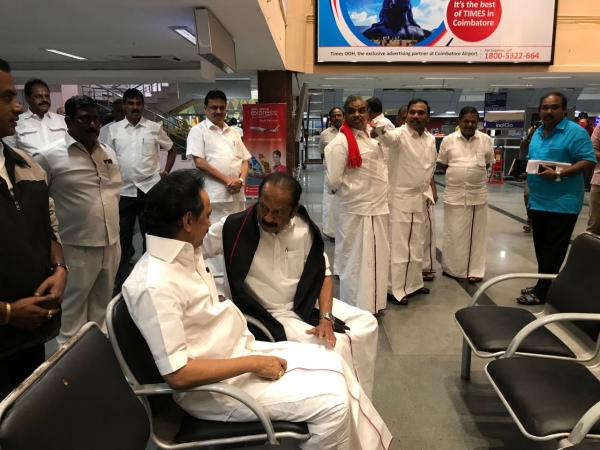 Stalin is campaigning by private plane