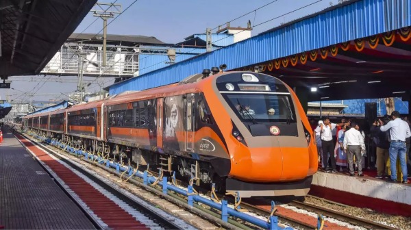 Vande Bharat Sleeper Train trial run expected to start may - june Vande Bharat Sleeper Train trial run expected to start may - june