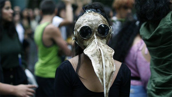 சுற்றுலா பயணிகள் 