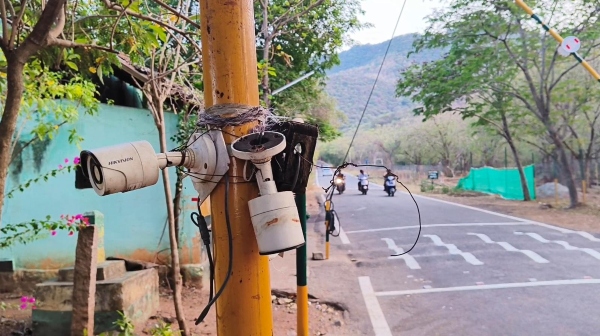 Sandalwood trees were cut and smuggled in Dindigul Sirumalai on the occasion of full moon day