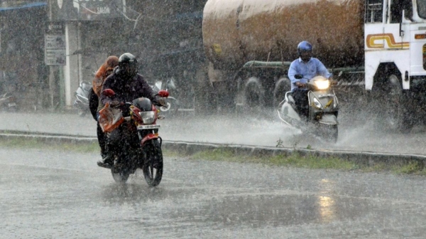 Like yesterday there will be thunder and lightning rain in Tamil Nadu today