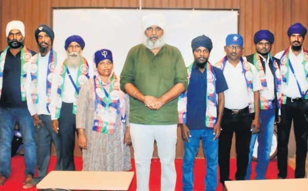 Sikhs are contesting on behalf of the Bahujan Dravida Party in the Tamil Nadu Lok Sabha election