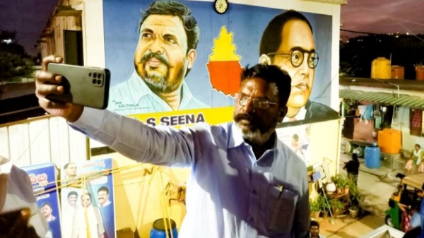 VCK Chief Thirumavalavan gets big applause in karnataka during election campaign