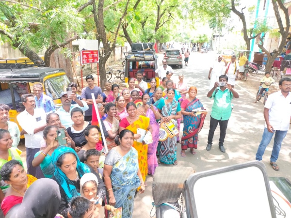 Women made an important request to Vijayakanth son Shanmuga Pandiyan in election campaign