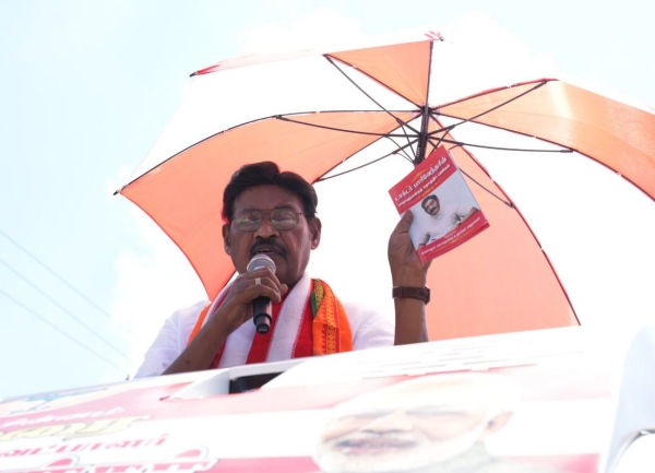 750 crore drinking water project Paarivendhar achievement