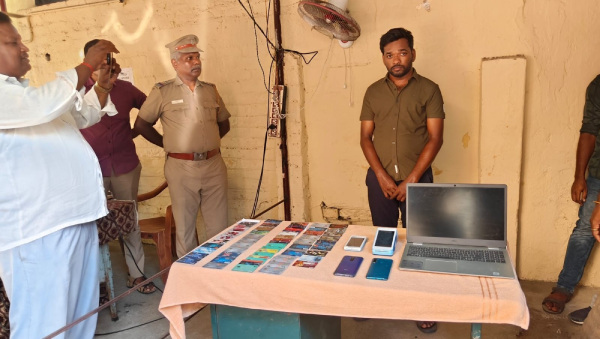 Missing ATM Card without Swipe Machine and Who is this Engineering graduate in the Chennai Bank ATM centers