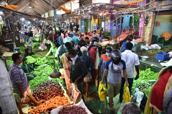 Announcement that Chennai Koyambedu Vegetable Market will be closed on April 19 the polling day